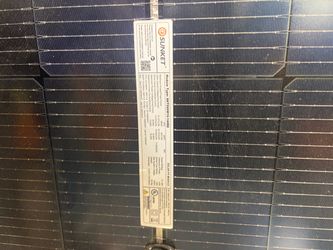 $150 580W Sunket Solar Panels