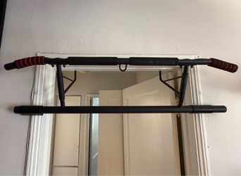 Doorway Pull-Up Bar / Chin-Up Bar