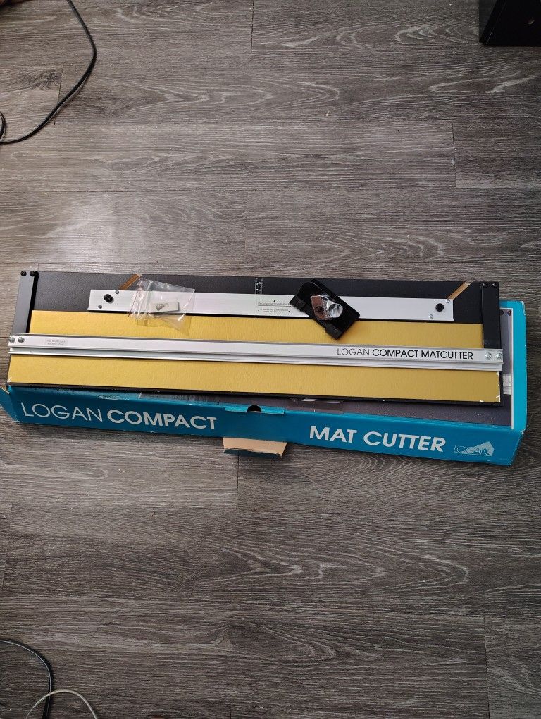 Logan Compact Mat Cutter