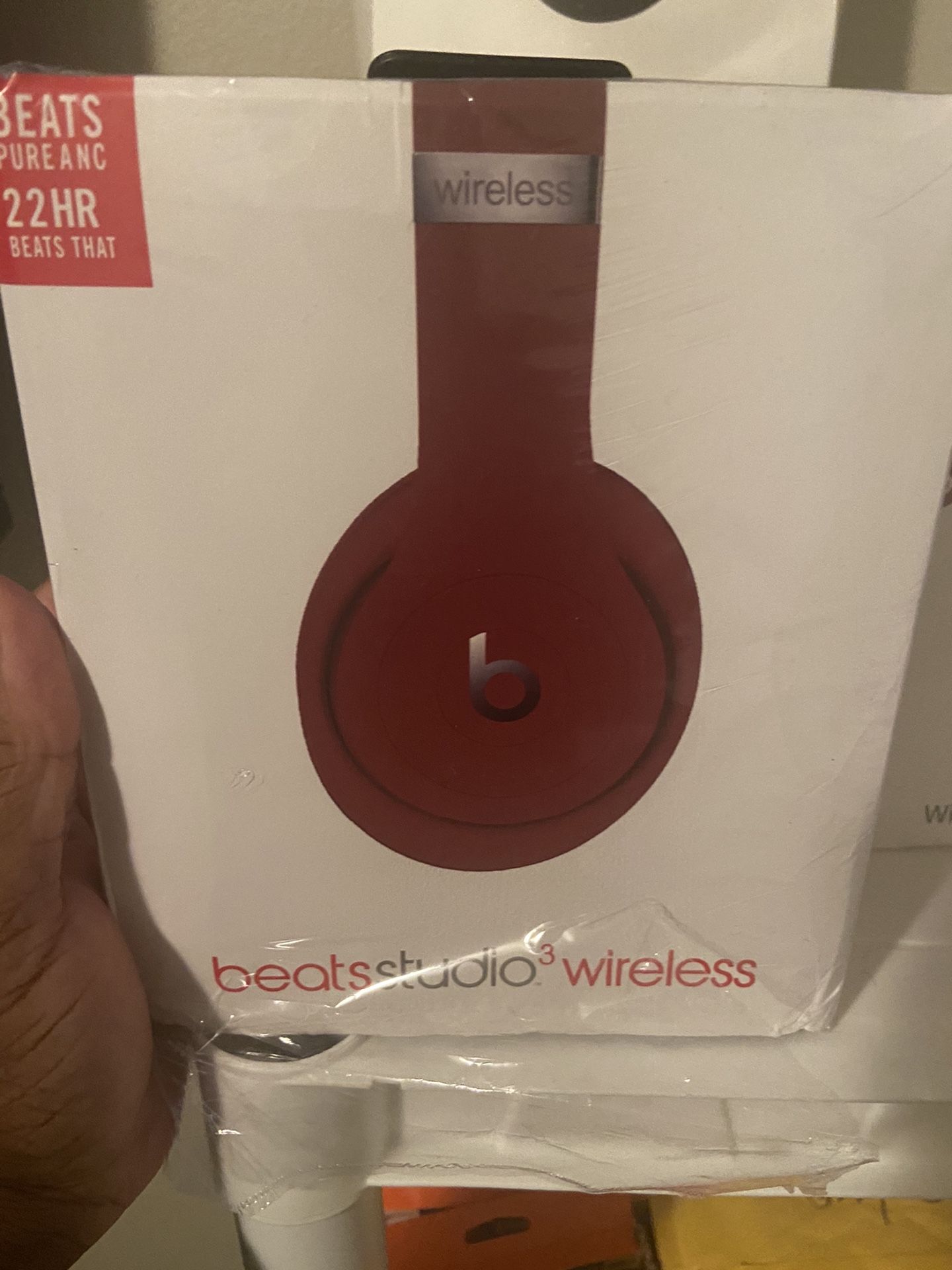 DRE BEATS WIRELESS HEADPHONES