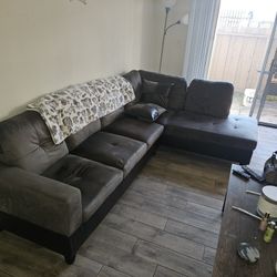 Sectional Sofa 