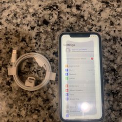 iPhone Xr 128 GB cricket 