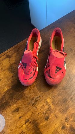 Soccer cleats size 8