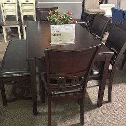 OM• $38 Initial • Brand New Dining Set With Bench