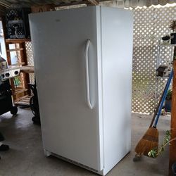 Frigidaire Freezer Or Refrigerator 