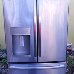 Ge French  Door Bottom Freezer