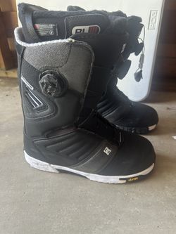 DC Judge Snowboard Boots