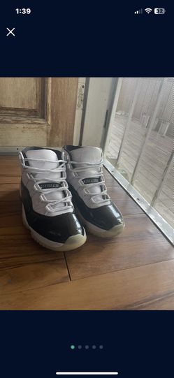 Jordan 11 Black&white