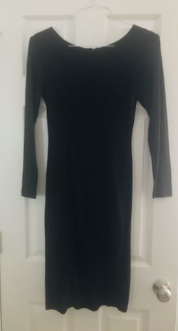 Classic woman’s dress, size small, new