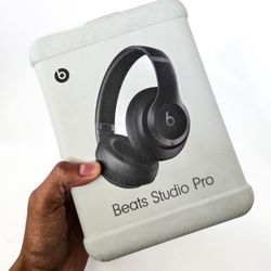 Beats Studio Pros (Apple/beatsbydre)