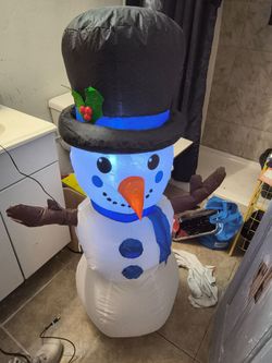Blow up frosty