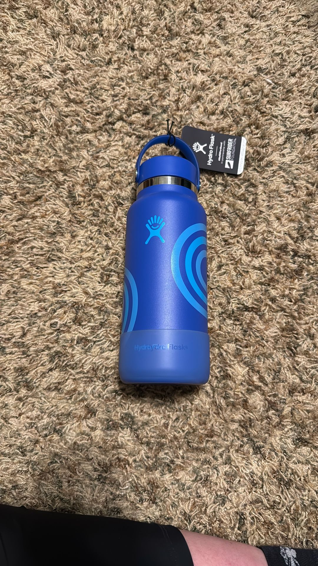 Hydro flask, water bottle