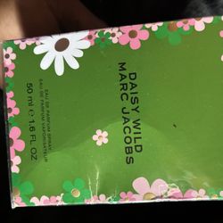 Marc Jacob's Daisy World 