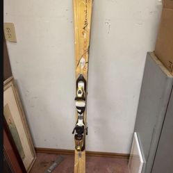LOW PRICE MOVING- $650 + TAX rigasol skis + Bindings 