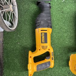 DeWalt DW938 18-Volt Cordless Reciprocating Saw