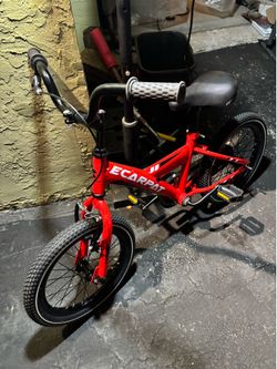 Small 14 inch child’s bicycle like new
