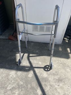 2 Walkers/2 Medical boots: $5.00 each