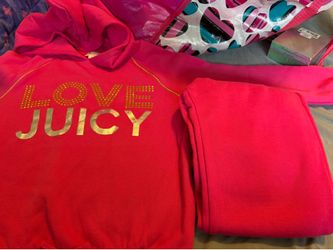 Little Girl Size 6 Sweatsuit