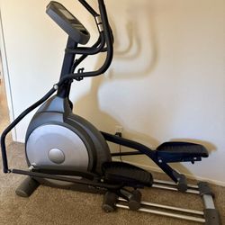 Elliptical Exerciser Spirit El 455