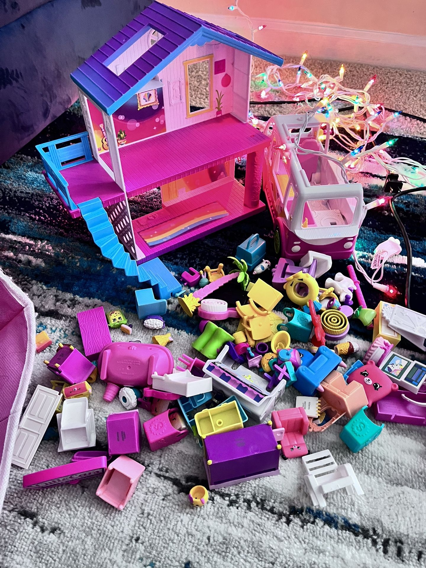 Shopkins House