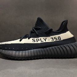 Yeezy Boost 350 V2 ‘Oreo’ 🥷🍪🥷🍪