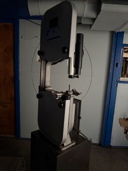 Band saw