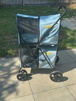 Pet stroller