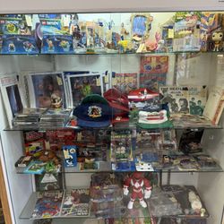 Vintage Toys And Collectibles 