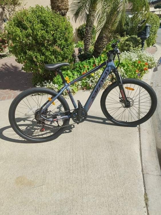 Brand New - 36V 27.5” Safeway Mountain electric Bike