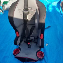Asiento Para Carro Muy Buena Condición $25