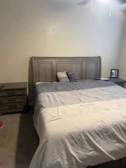 California King bed set