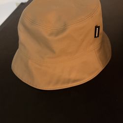 Burberry Reversible Bucket Hat (XL) + Dust Bag