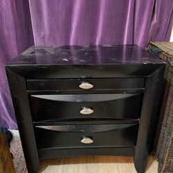 Black nightstands 