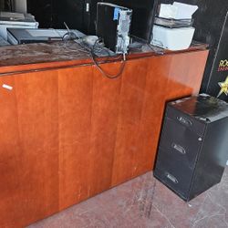 Large Heavy Duty Receptionist Executive Office Desk With File Cabinets