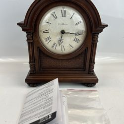 Howard Miller Mantel Clock Model 630-196 Quartz Chime Tested Working