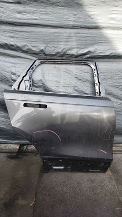 2018/2019/2020 Range Rover Velar Right Rear Door
