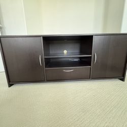 Media console