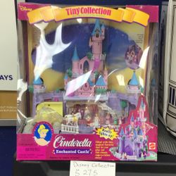 Cinderella Enchanted Castle - Mint Condition, Great Collectible!