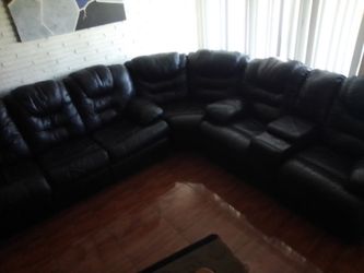 Black leather sectional sleeper sofa
