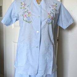 Embroidered Pajama Set Plum Blossoms  Blue Cotton Blend

Short sleeve

Button front

Light weight baby blue cotton blend fabric 