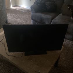 32 Inch HDTV 