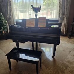 Baby Grand Piano Weber 