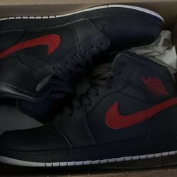 Air Jordan 1 Retro Mid 'Anthracite'