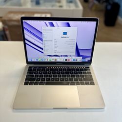 MacBook Pro 13inch Touchbar 8/256ssd with Final Cut & Logic Pro