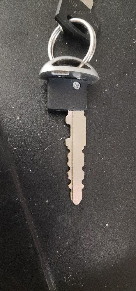 Mazda KEY FOB Screw