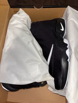 Nike the glove