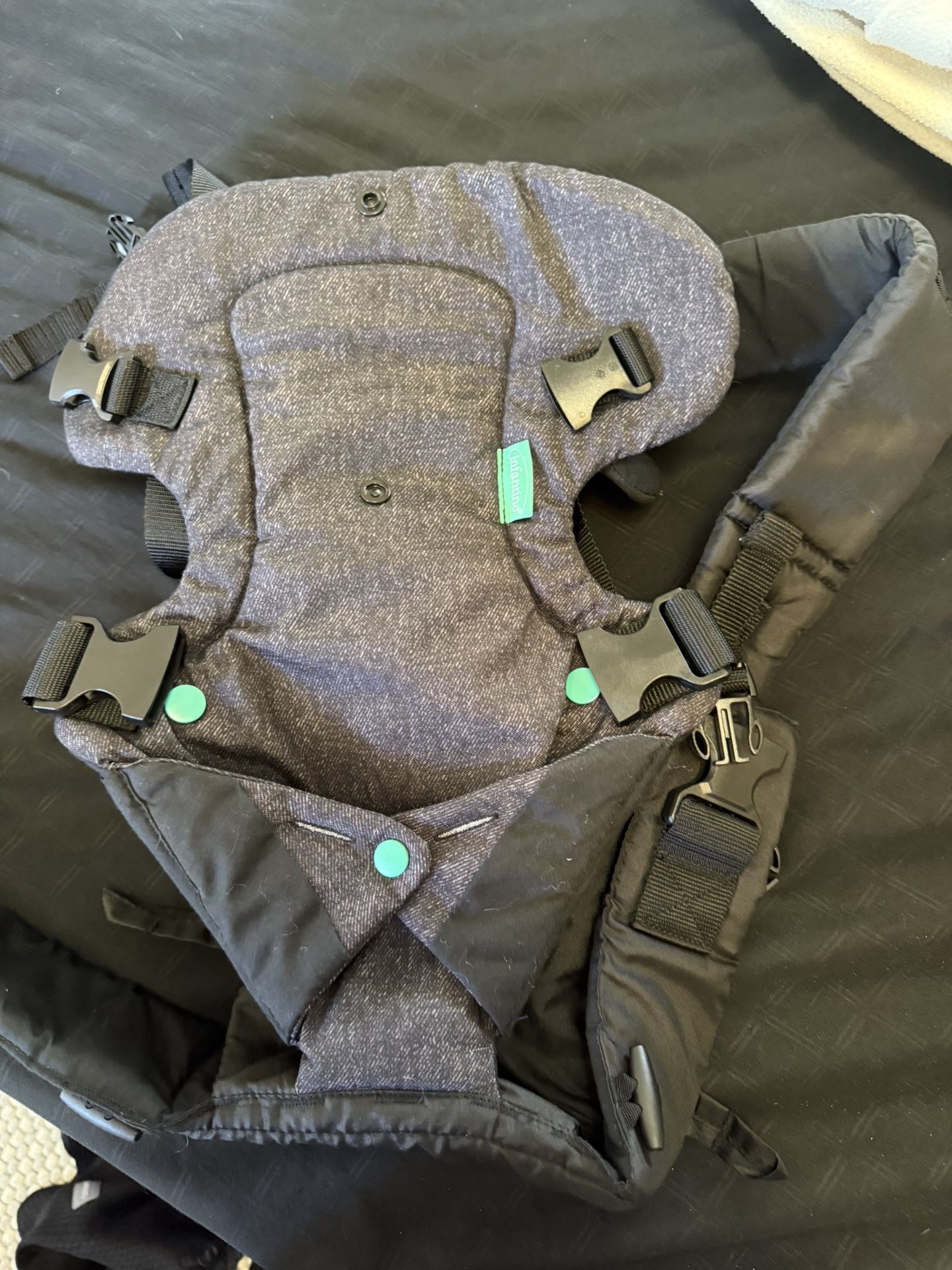 Infantino Baby Carrier