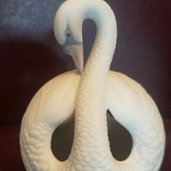 Vintage Lladro Ball Swan Retired 4829