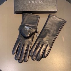 Touch screen gloves, glove