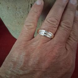 14k Yellow Gold White Diamond Natural Earth Mined Stones